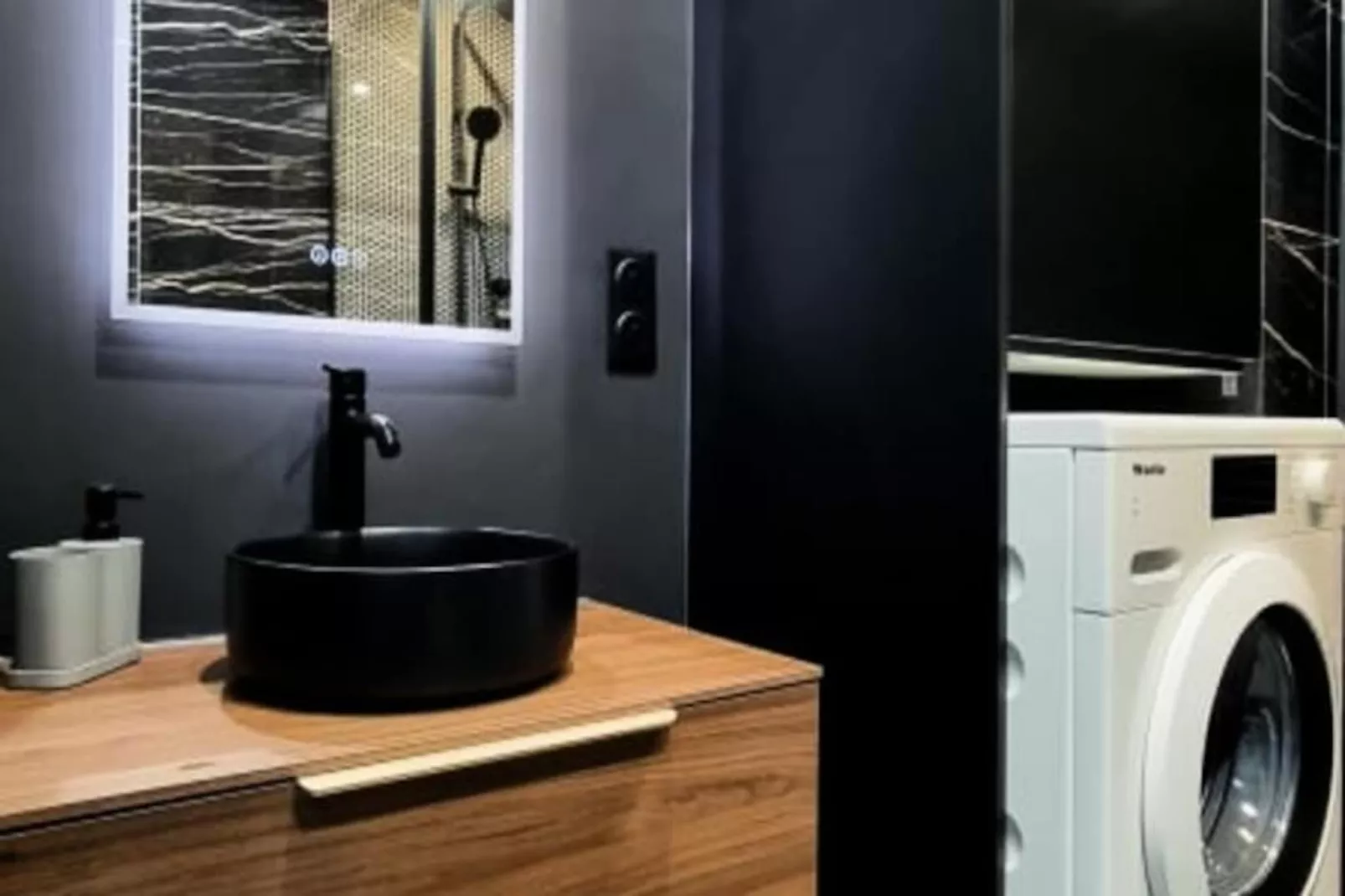 Appartement 4pers - Acc&egrave;s Direct &agrave; La Plage/ Fr&eacute;jus-Image-tags.