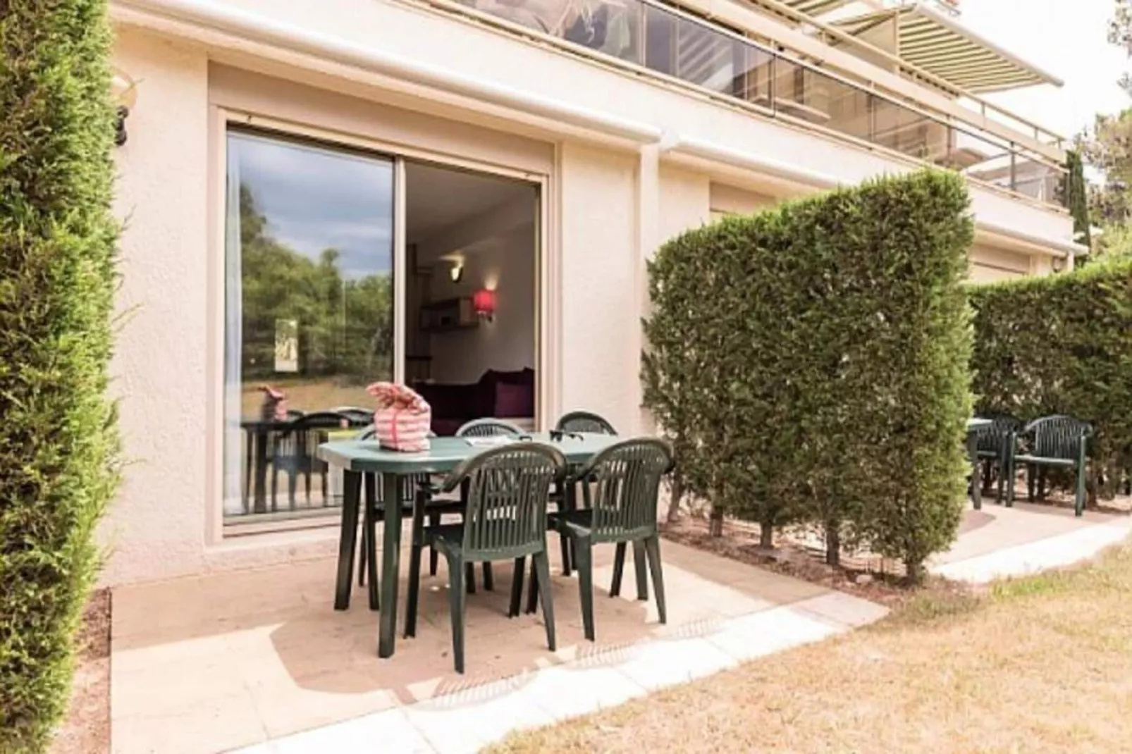 Résidence Pierre & Vacances La Corniche d'Or-Overloop