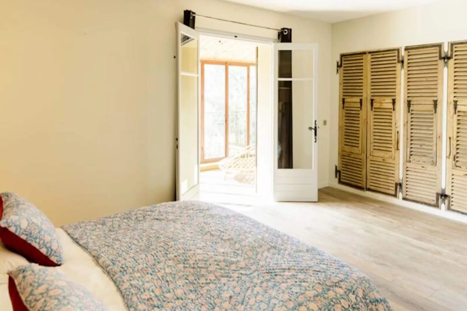 Les Gardis, Votre Refuge Id&eacute;al En Provence.-Image-tags.