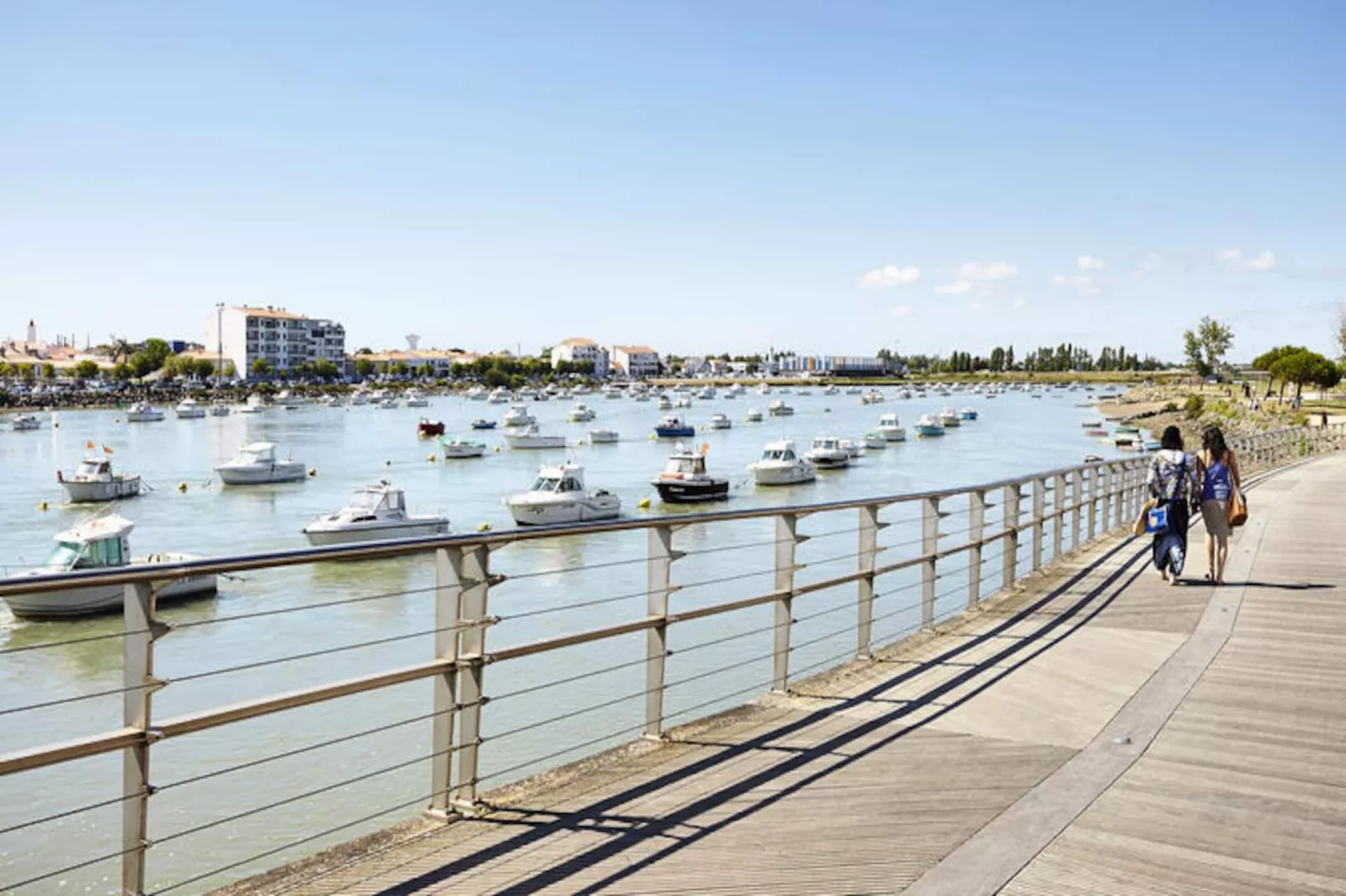 Appartements à Saint-Gilles-Croix-de-Vie-Image-tags.