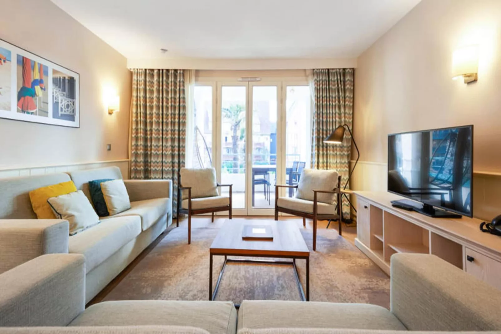 Résidence Presqu'Ile de la Touques-Buitenkant zomer