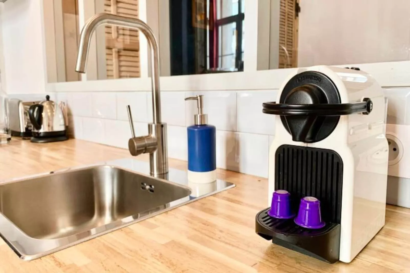 Home Chic Home - Les Suites De La Com&eacute;die - Suite1-Image-tags.