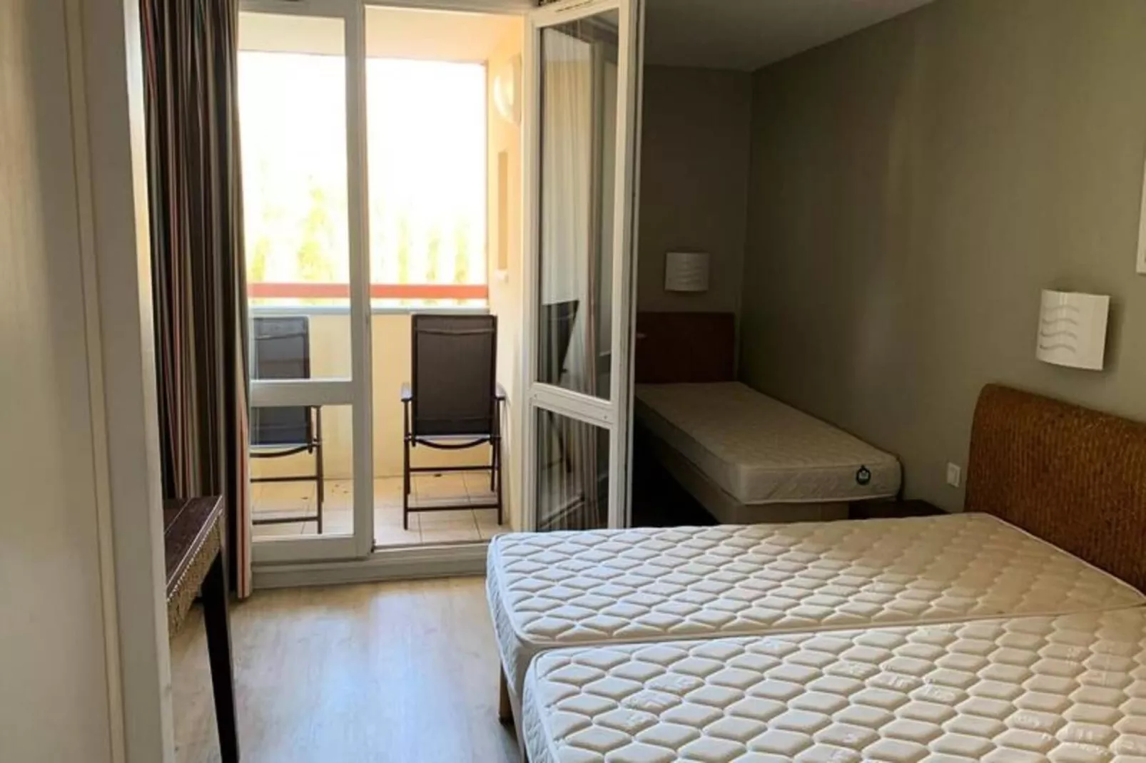 Résidence Bel Appartement 5 Pers Avec Piscine, Tennis Et Parking 236-Buitenkant zomer