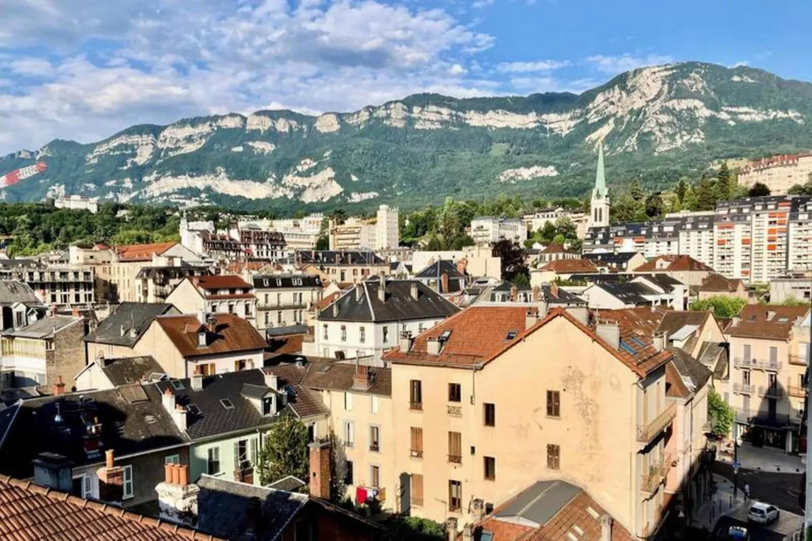 Résidence Le Constellation-Uitzicht zomer