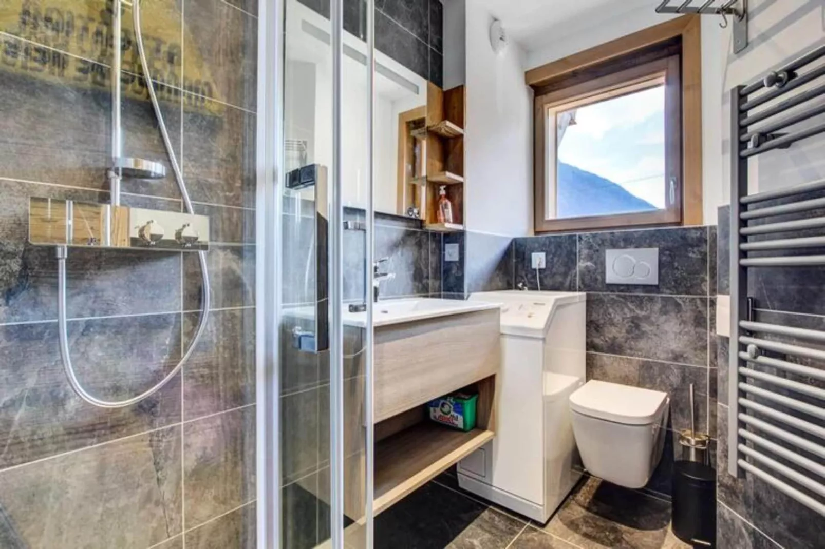 Résidence Frenes Blancs-Buitenkant zomer