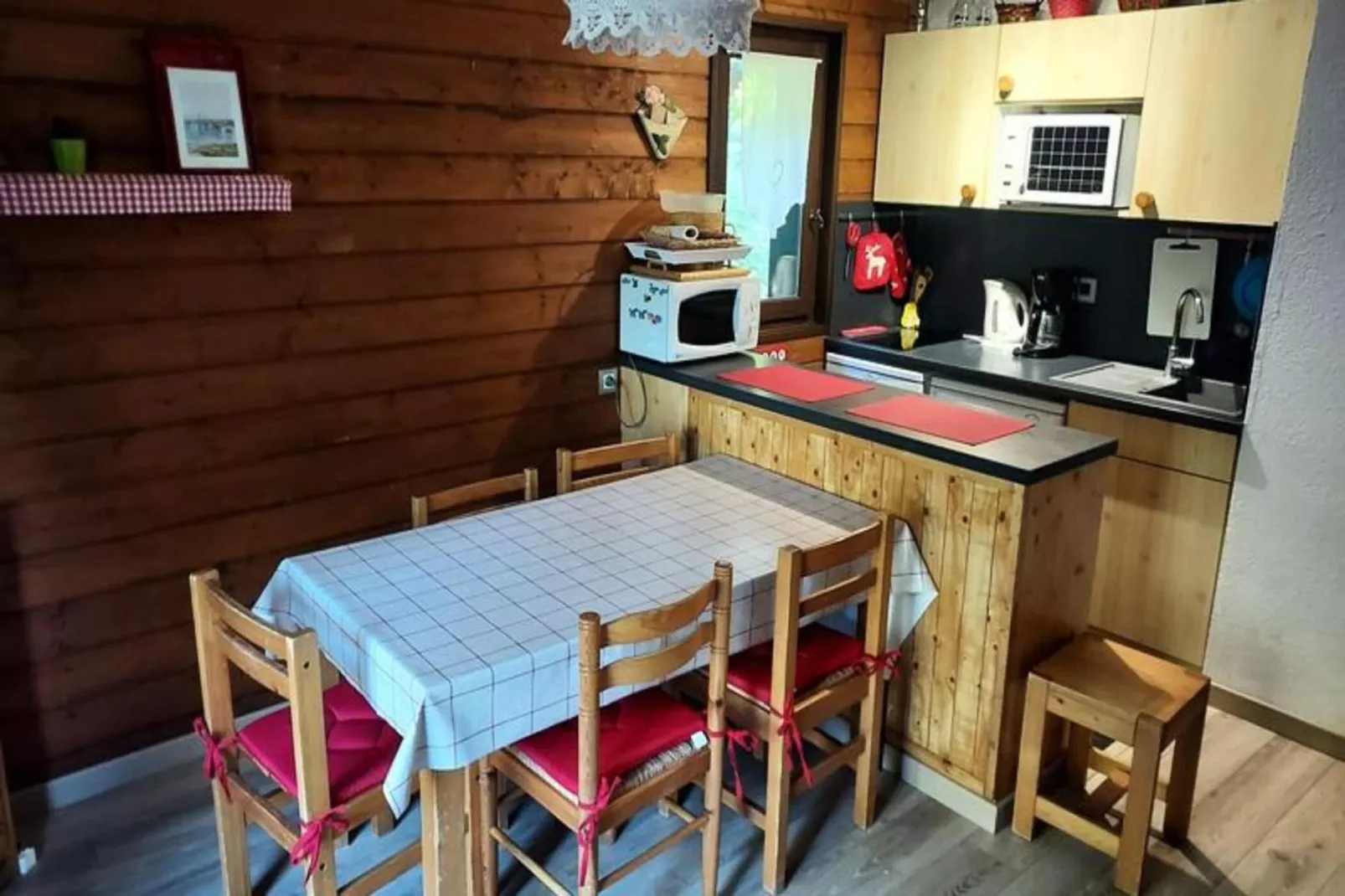 Résidence Le Yeti-Keuken