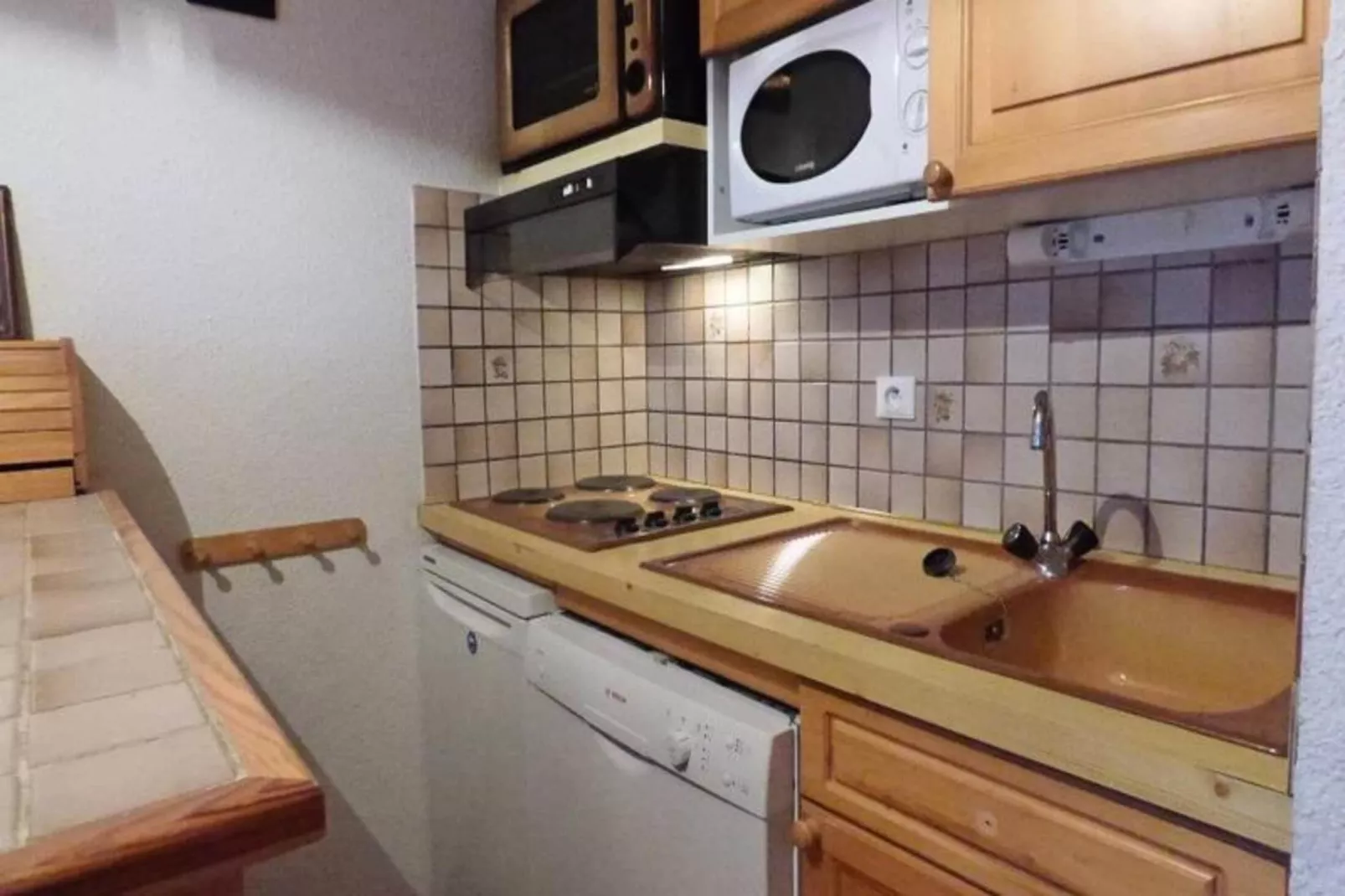 Résidence Cornillon A-Buitenkant zomer