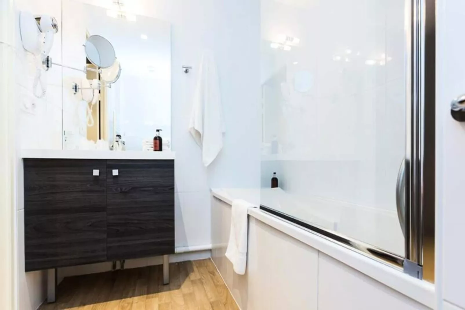 Appart'hôtel Odalys Montmartre-Badkamer