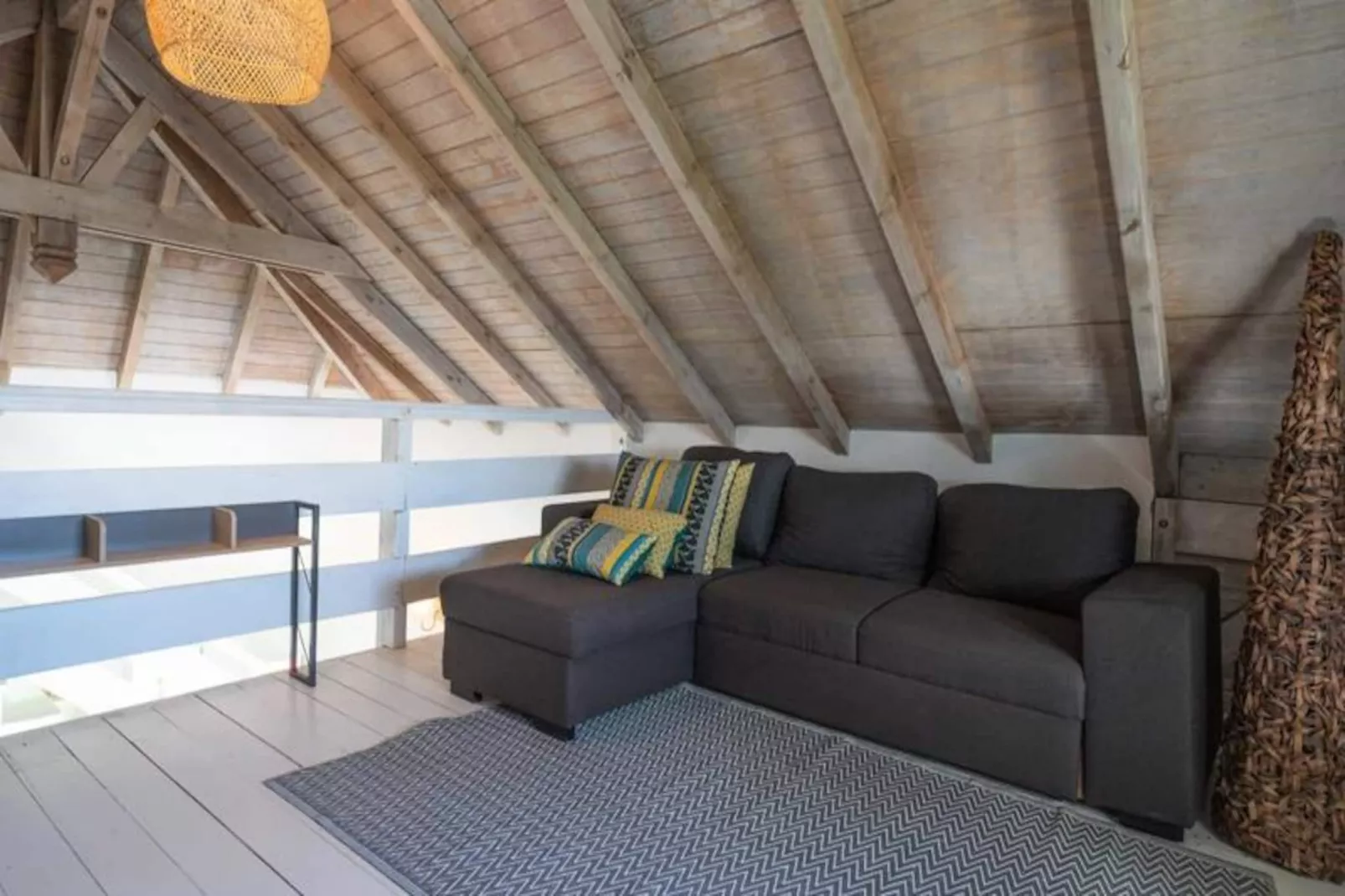 Villa Lakaz-Image-tags.