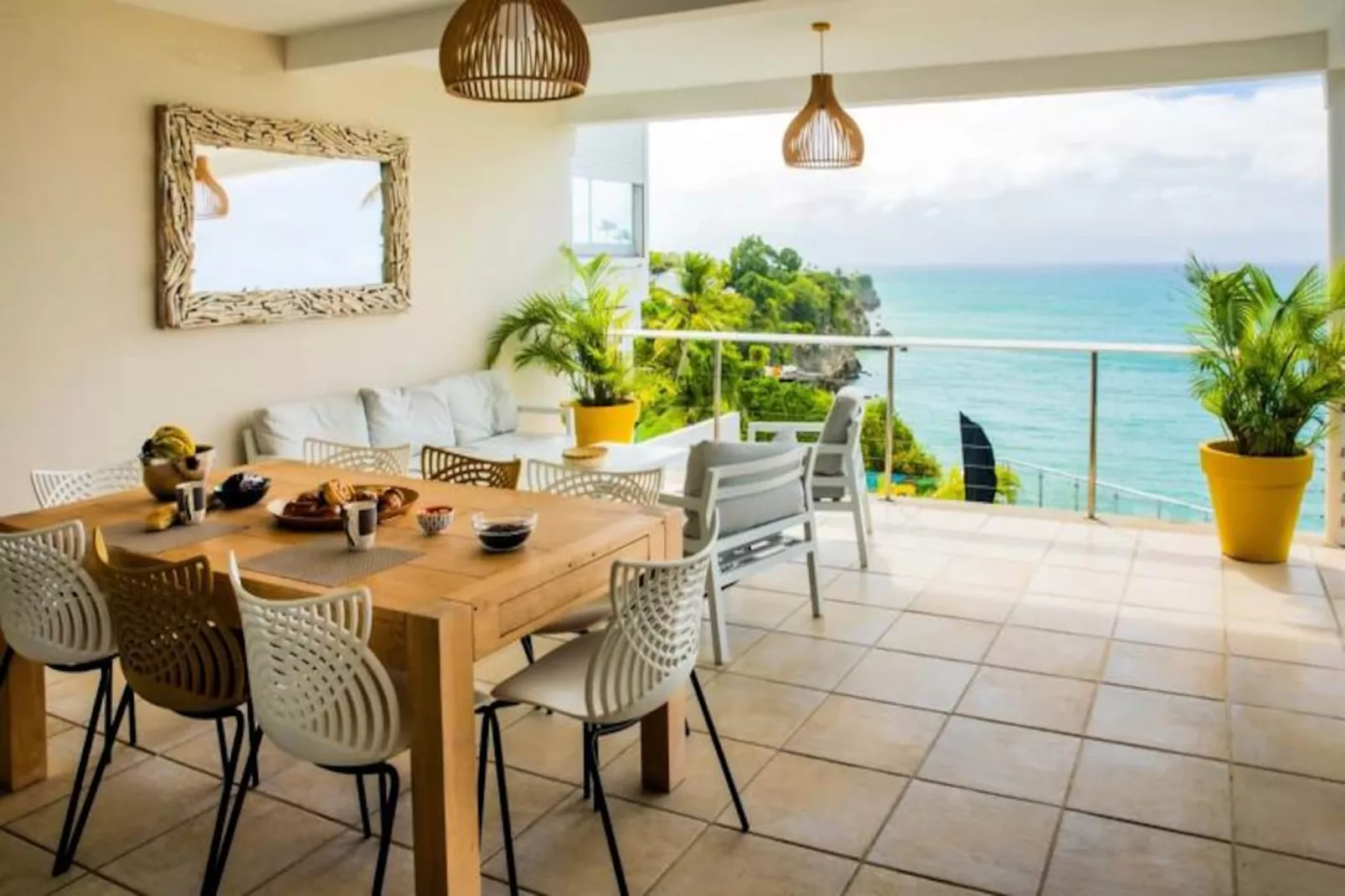 Villa Summer Forever-Image-tags.