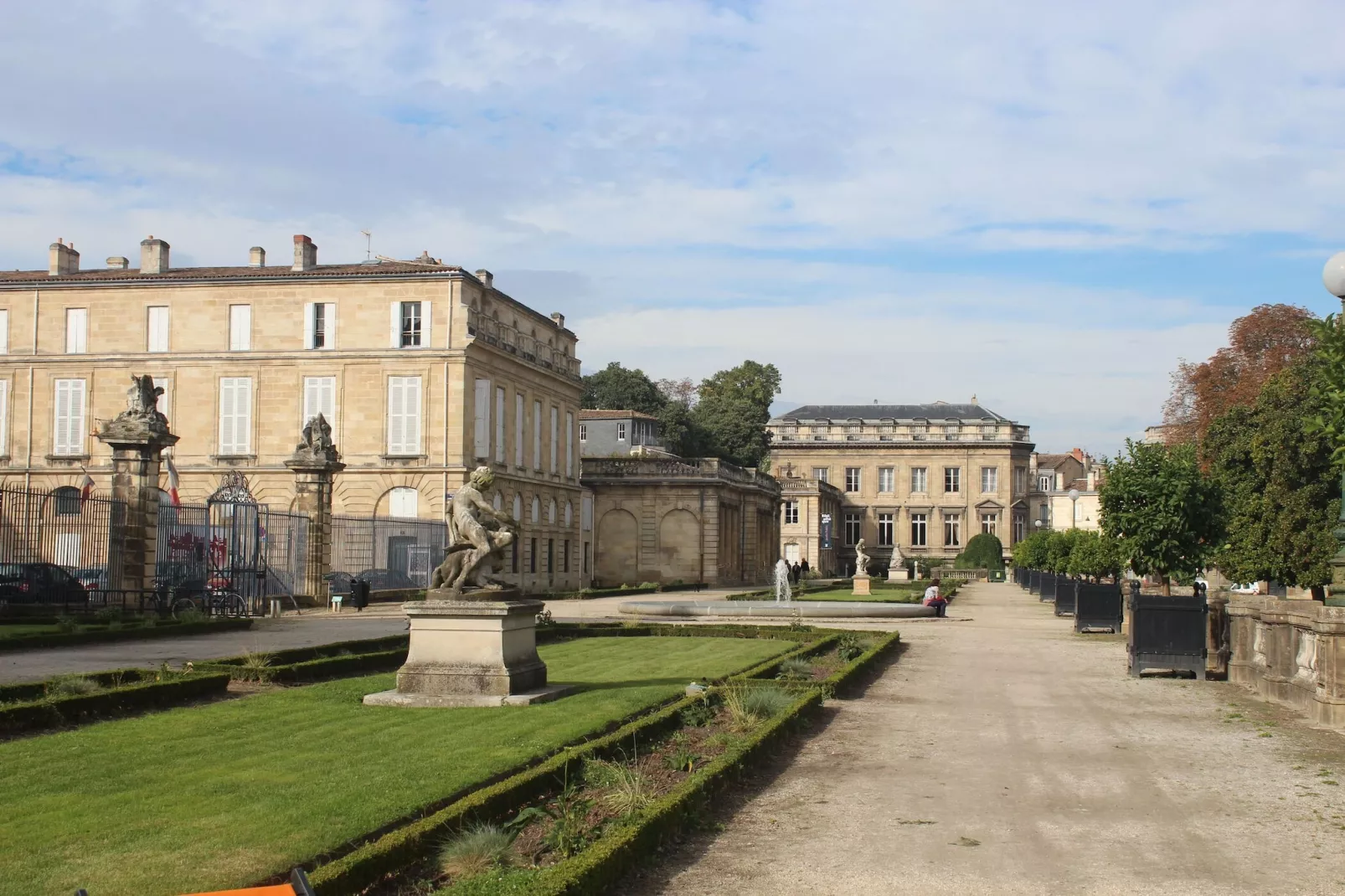 Superbe T2 De Qualit&eacute; Et R&eacute;nov&eacute;, Au Jardin Public, Pour 4 Personnes-Gebieden zomer 5km