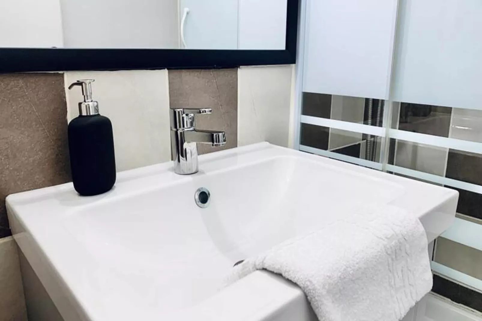 Studio Hypercentre 🌼-Badkamer