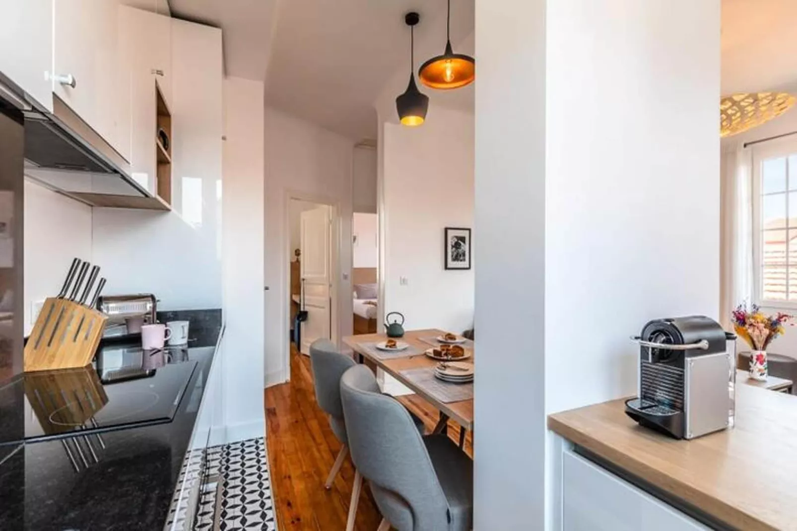 Superbe Appartement Plein De Charme Avec Balcon, 2ch, &agrave; 5min De La Plage-Keuken