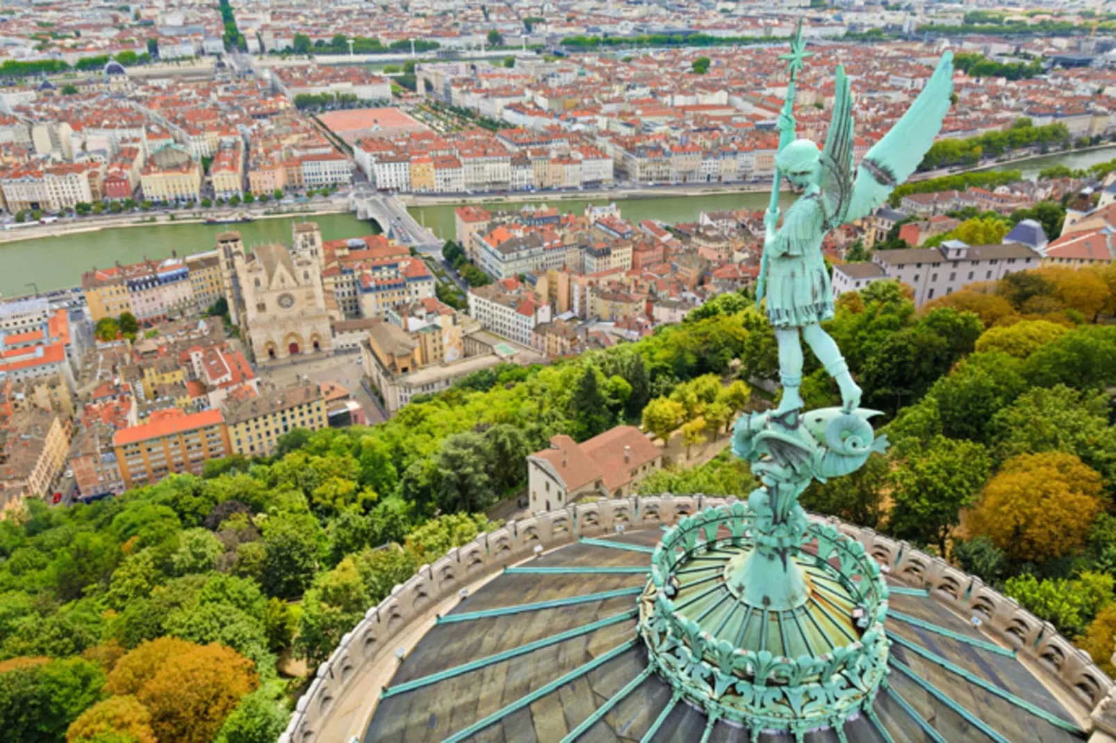Appart'hôtel Odalys City Bioparc-Uitzicht zomer
