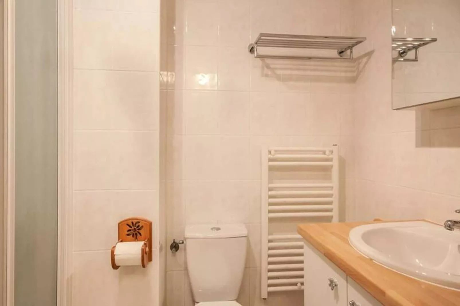 Résidence Jeanette-Badkamer