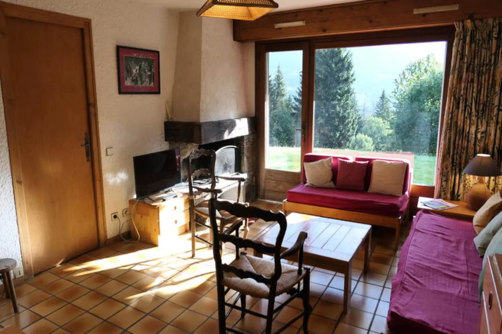 Résidence Les Planes-Buitenkant zomer