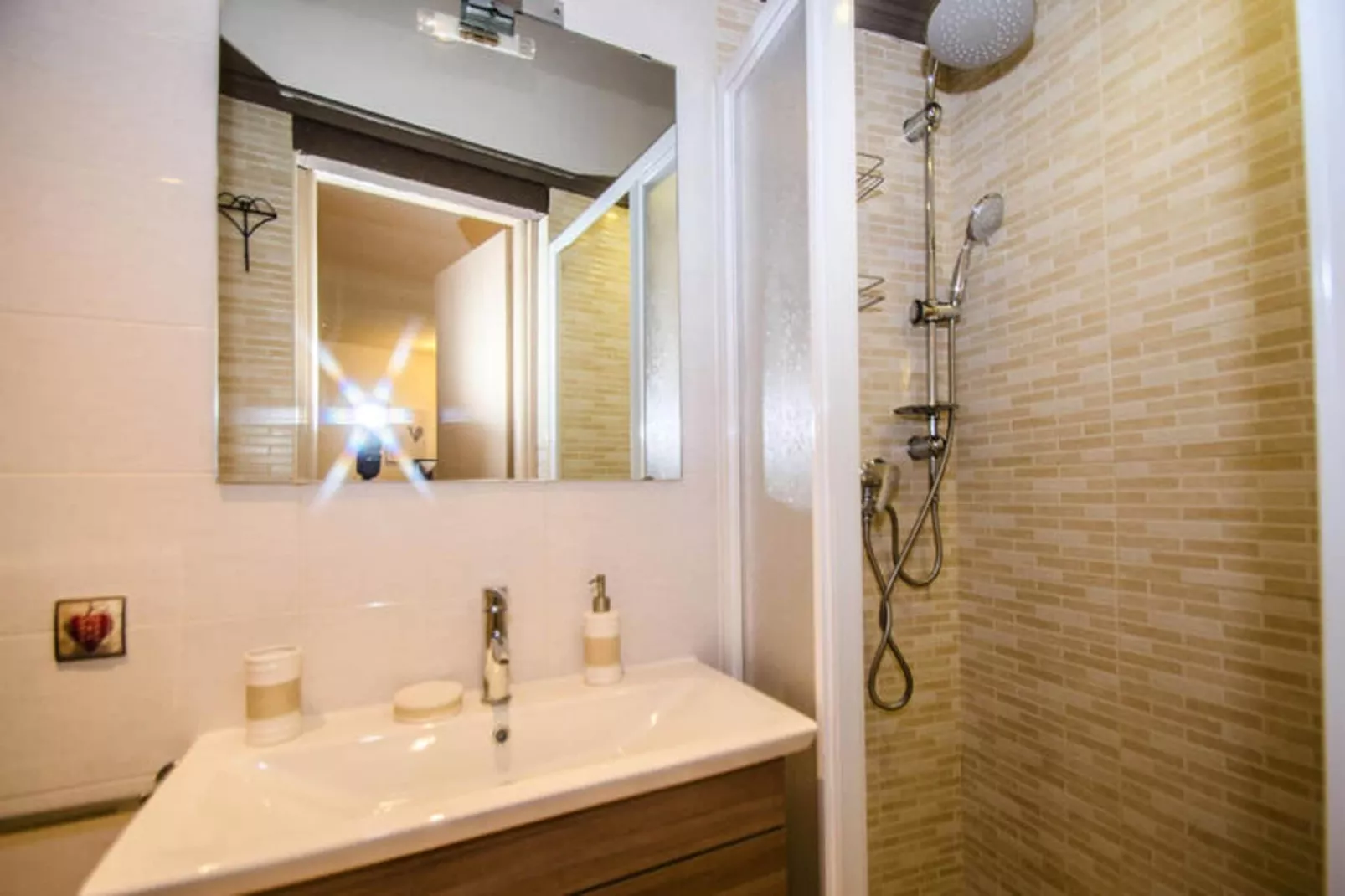 Résidence Iris-Badkamer