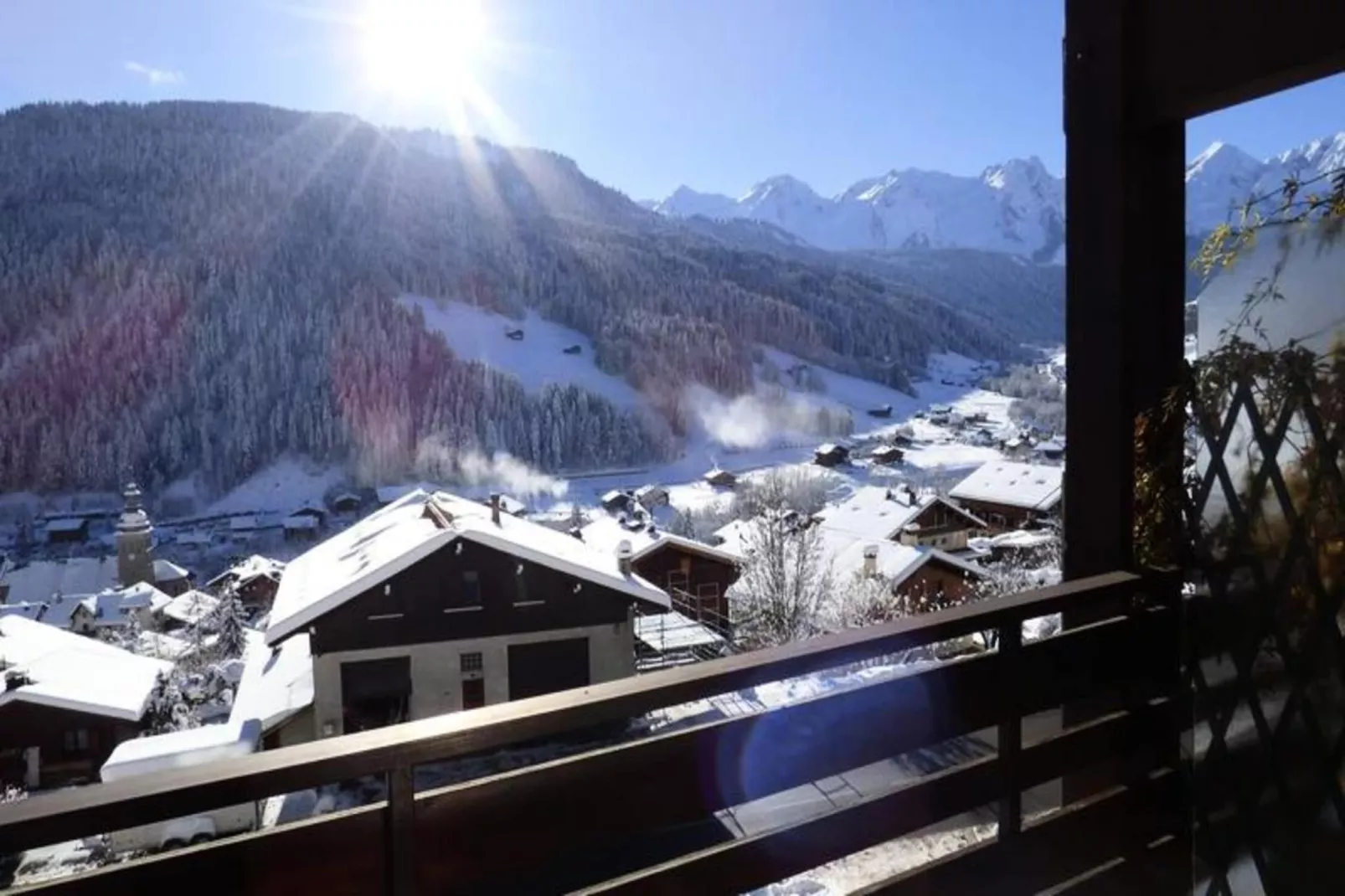 Chalet Rayjeanne-Buitenkant zomer