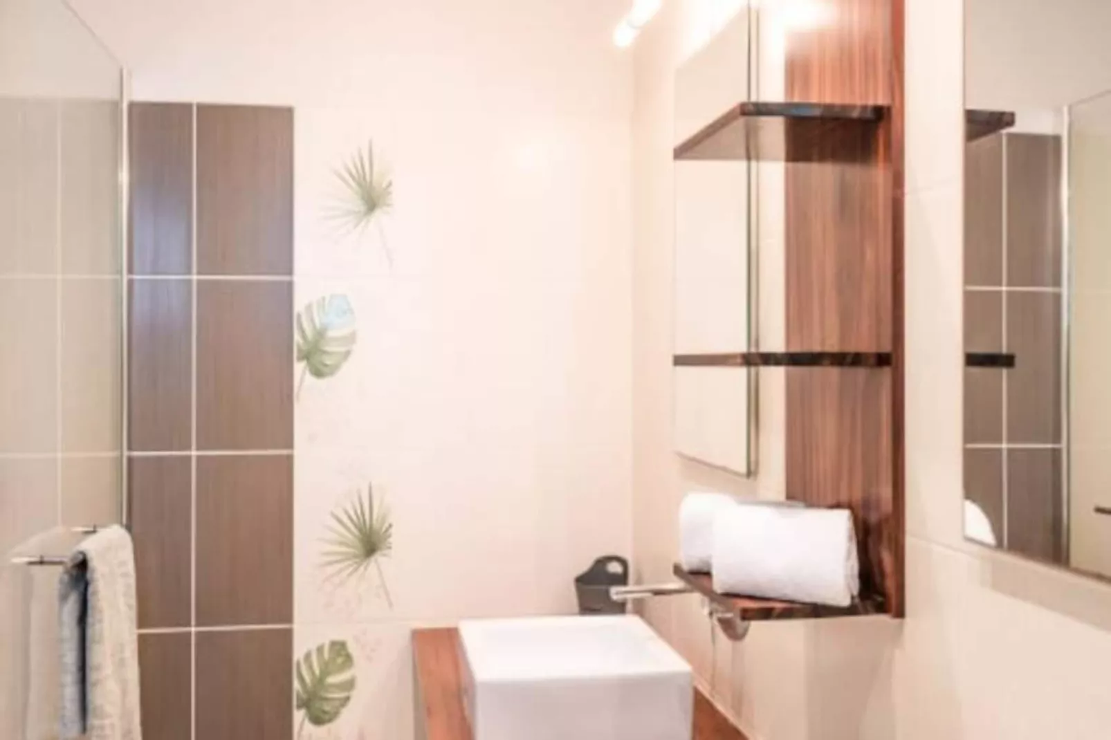 Villa Gwada-Image-tags.