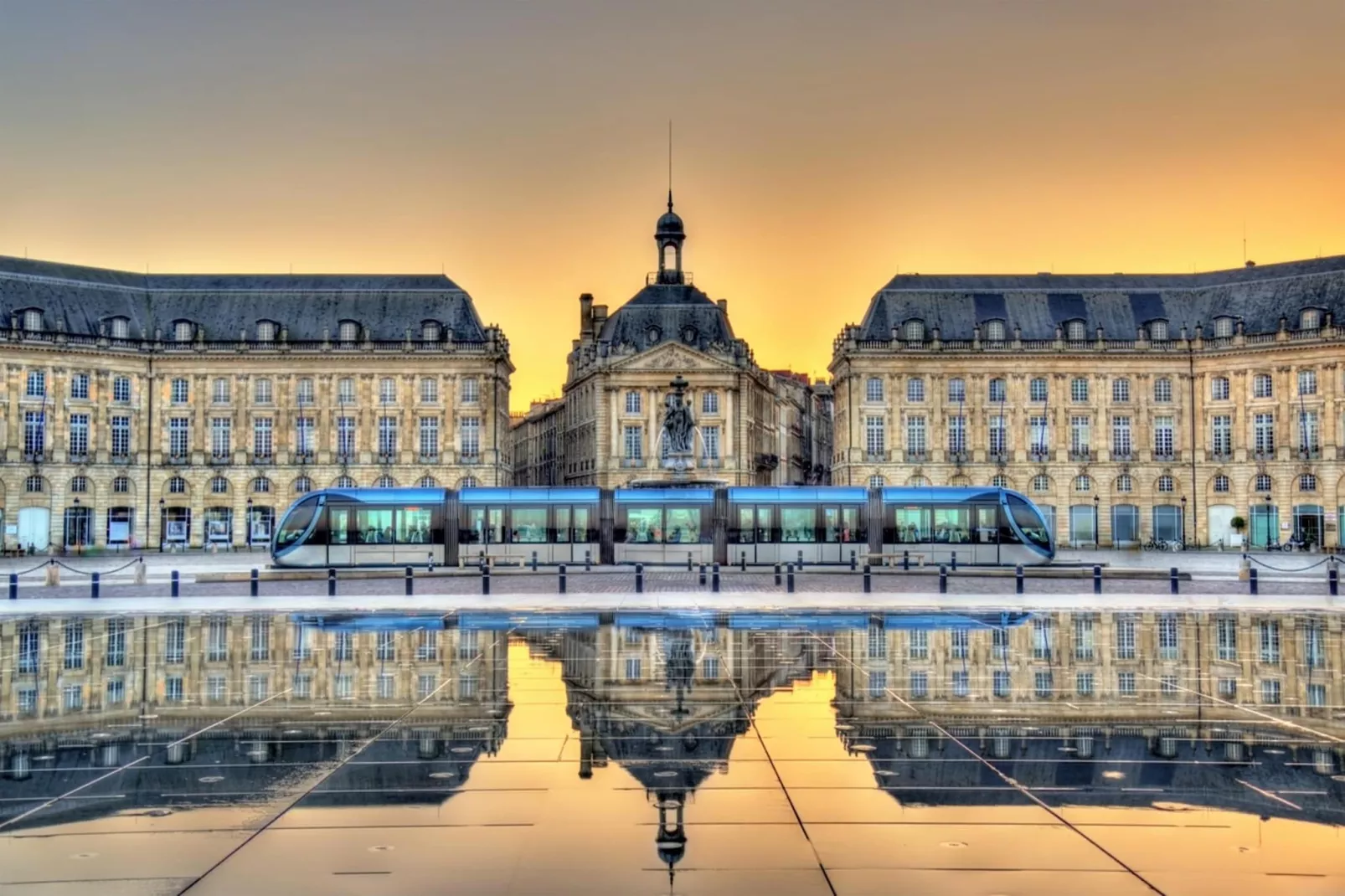Charmant Appartement Pour 4 Dans Le Centre Ville De Bordeaux-Gebieden zomer 5km