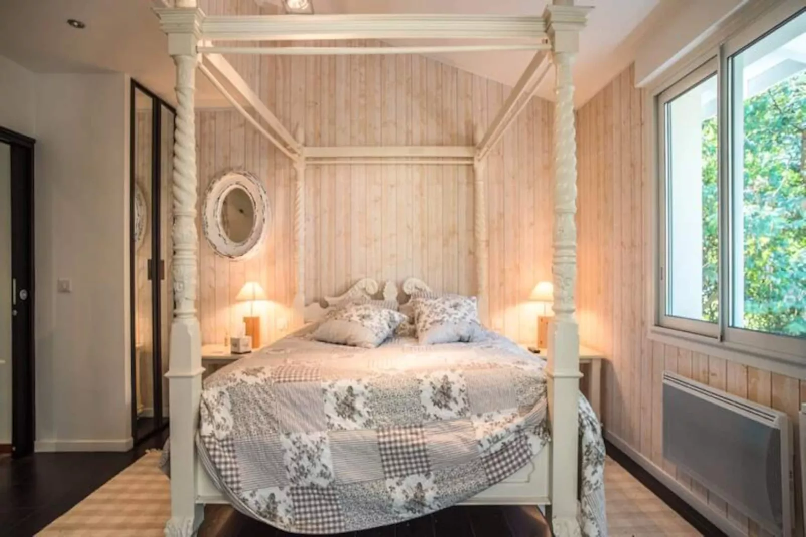 Magnifique Villa Climatis&eacute;e -10 Personnes Avec Piscine Et P&eacute;tanque - Pyla-Image-tags.