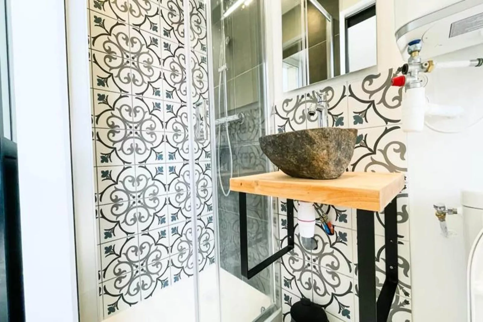 Le T2 Lumineux En Hyper-centre Pi&eacute;ton 🌞-Badkamer