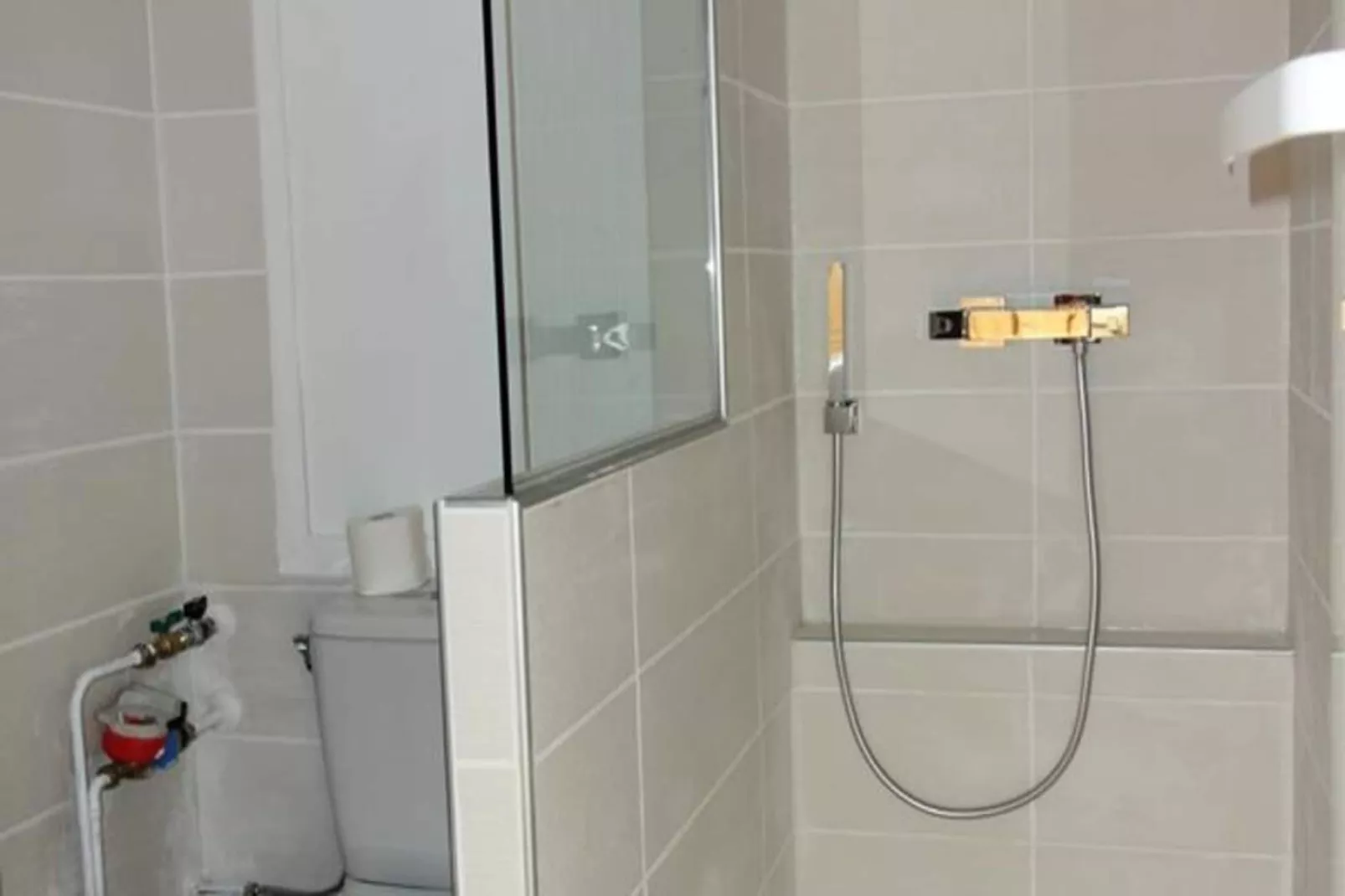 Résidence Kandahar-Badkamer