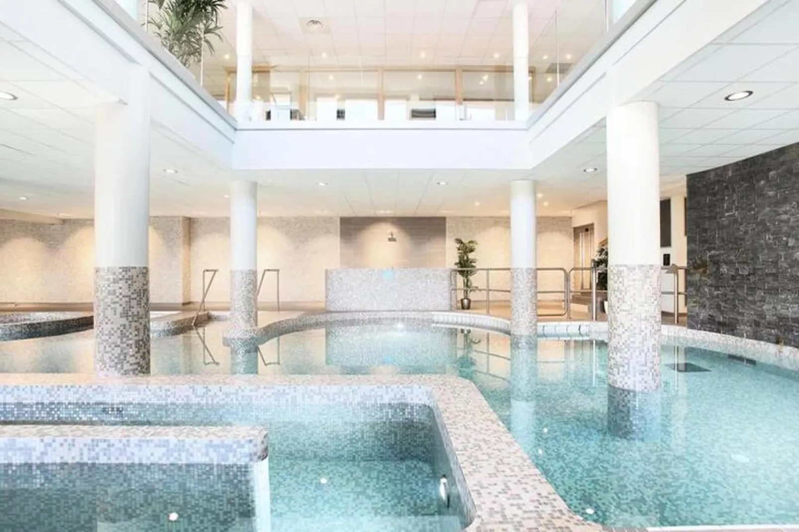 Résidence Prestige Odalys Mendi Alde****-Terrasbalkon