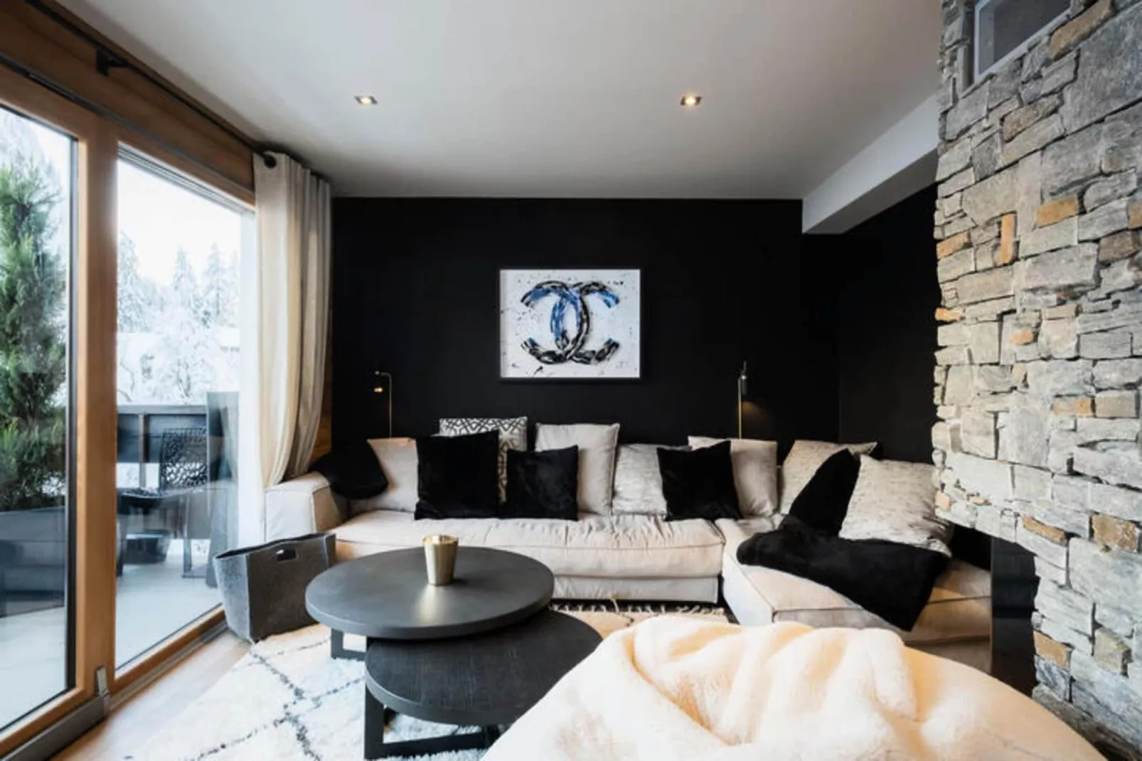 Résidence Sapaudia-Buitenkant zomer