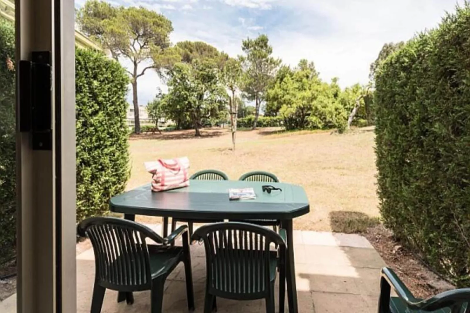 Résidence Pierre & Vacances La Corniche d'Or-Overloop