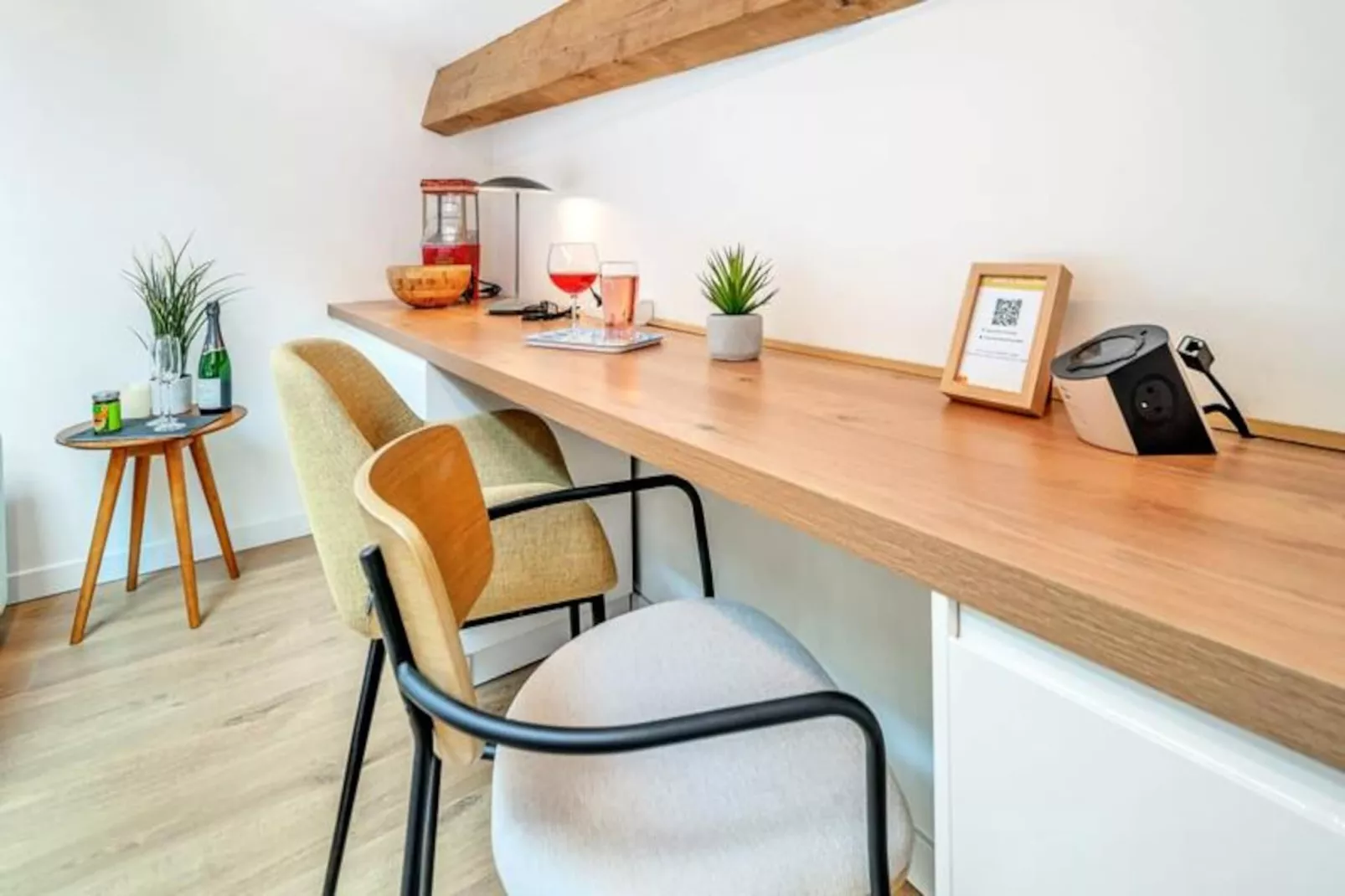 Appartement L&rsquo;hirondelle | Les Nids De La Diane-Image-tags.