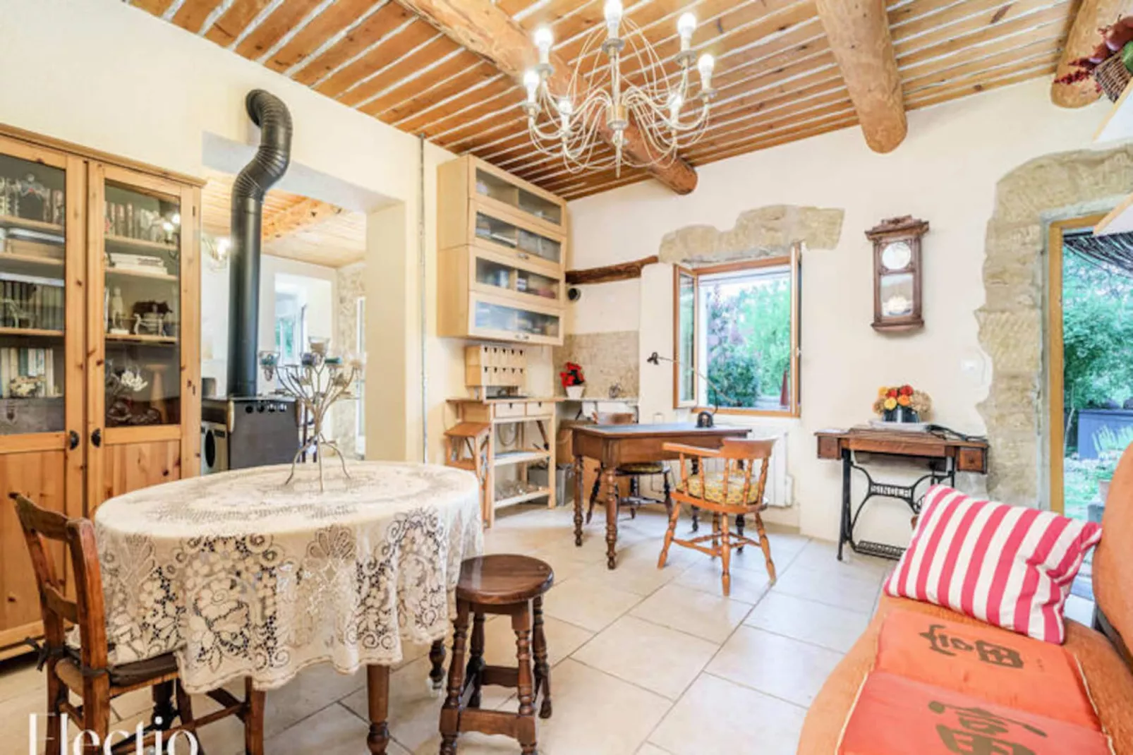 Mas Du Rocher I Piscine, P&eacute;tanque & Chemin&eacute;e-Image-tags.