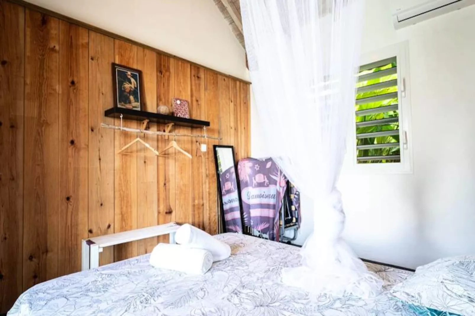 Villa Lakaz-Image-tags.