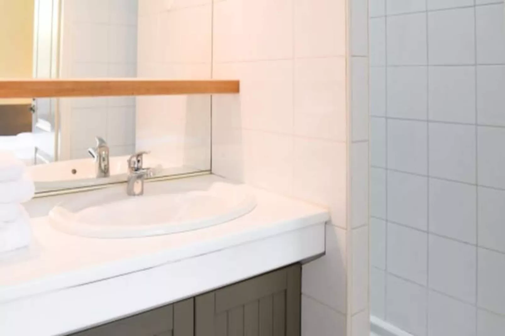 Superbe Villa Calme Avec Piscine Chauff&eacute;e Et Jacuzzi &agrave; 300 M De La Plage-Image-tags.