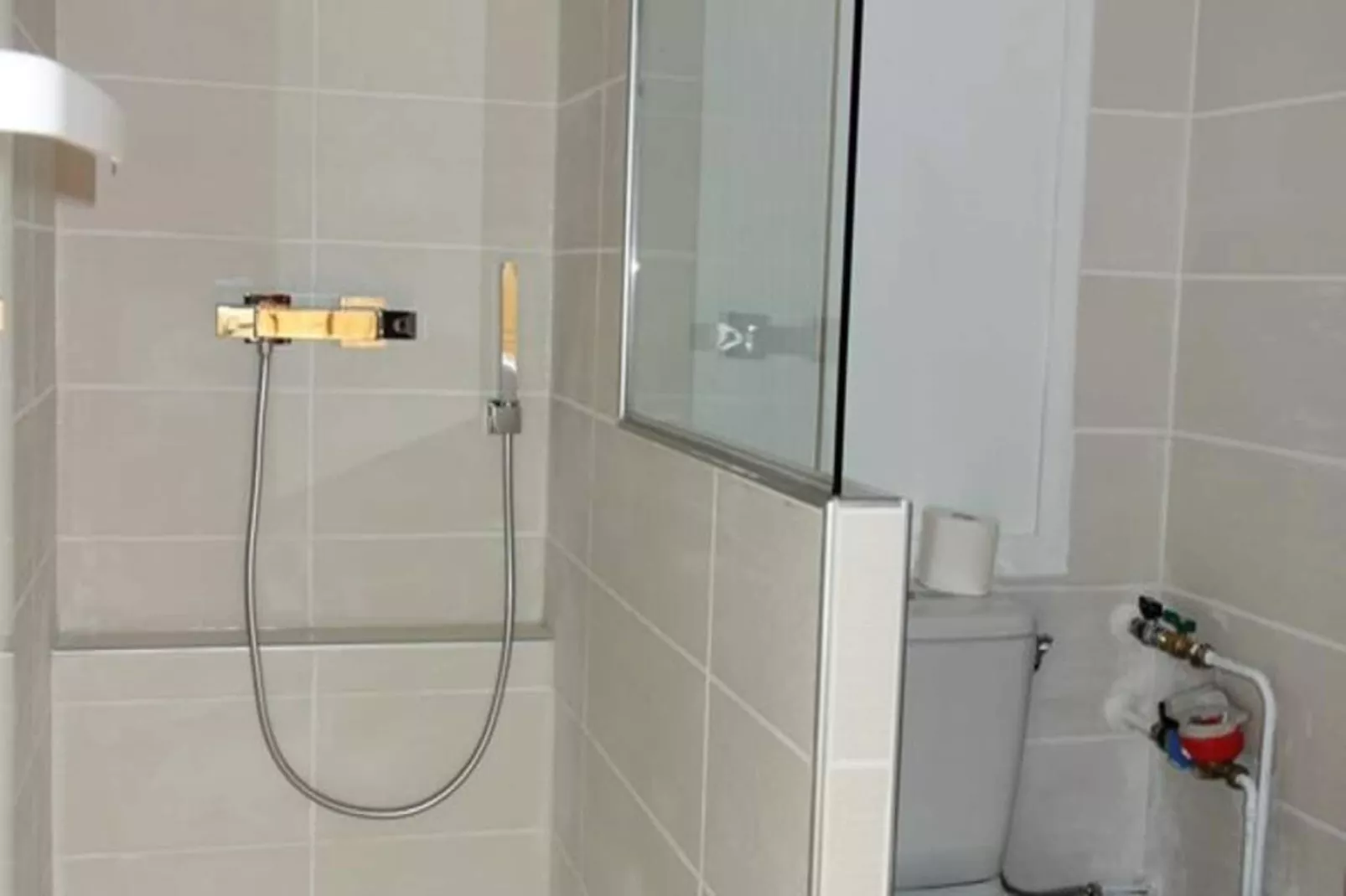 Résidence Kandahar-Badkamer