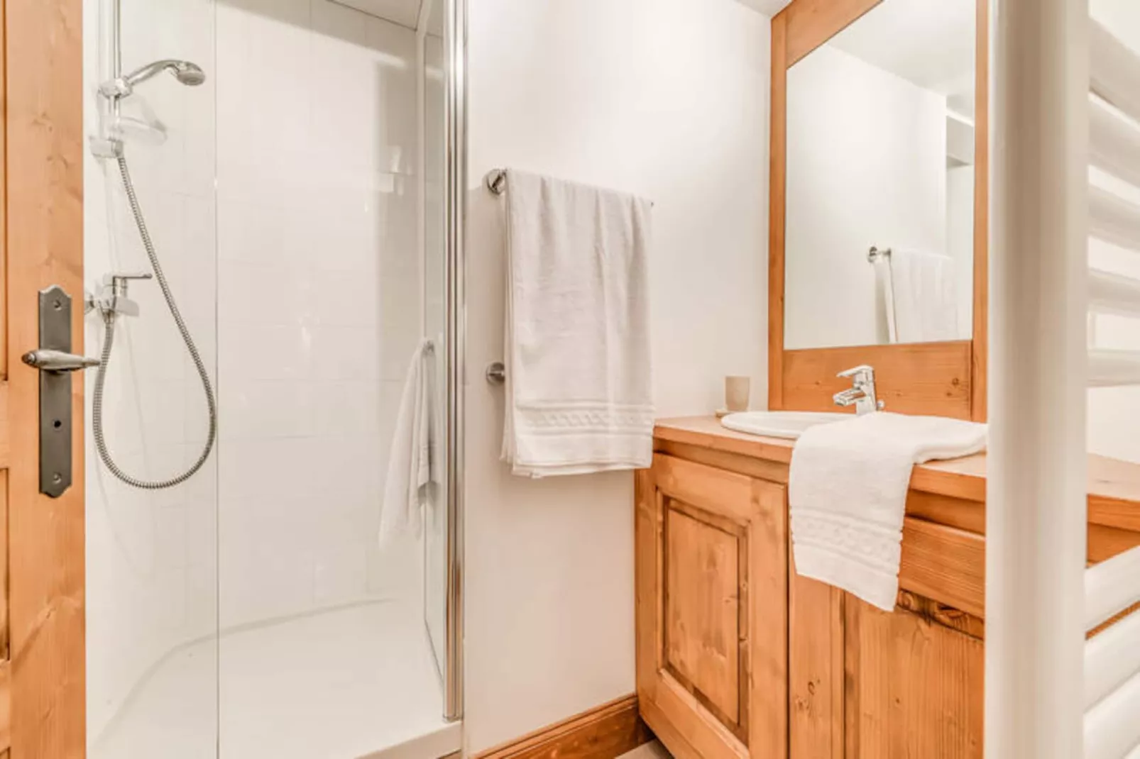 Chalet Alideale-Image-tags.