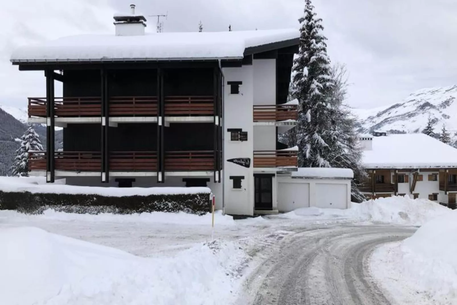 Résidence La Gelinotte-Buitenkant zomer