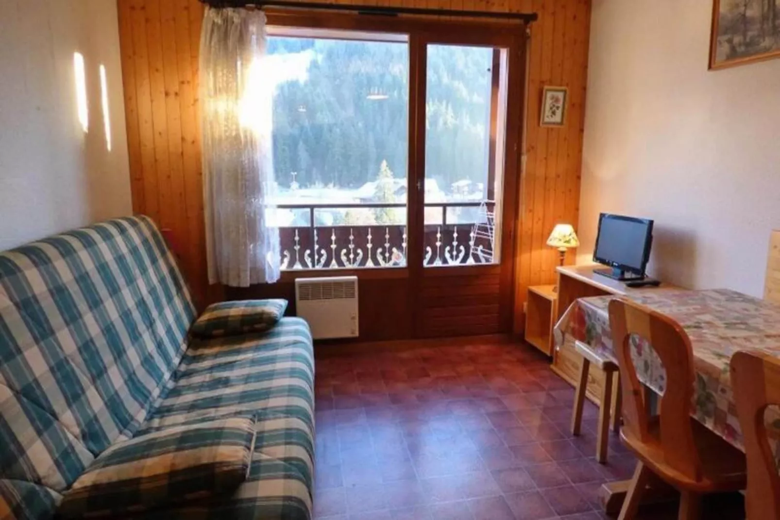 Résidence Cornillon A-Buitenkant zomer