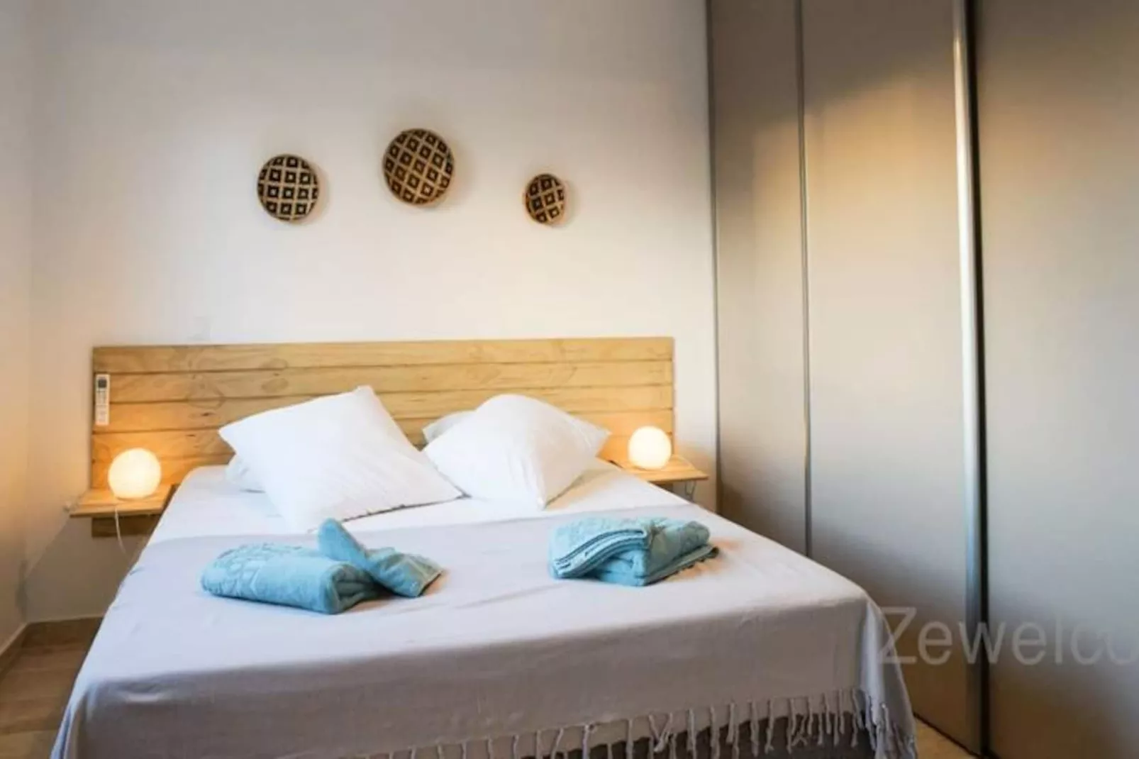 Villa Corossol-Image-tags.