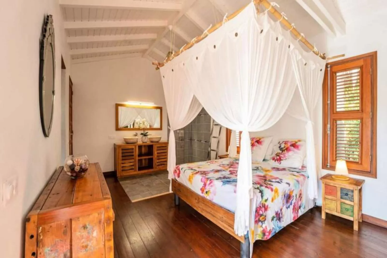 Villa Ma Vie La-Image-tags.