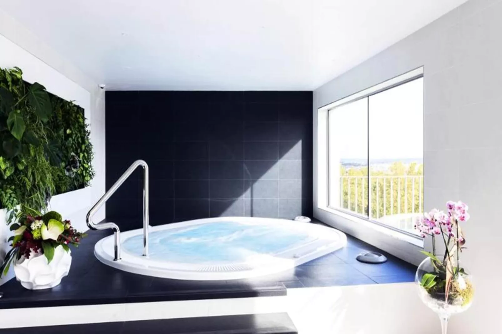 Néméa Appart'hôtel Résidence Toulouse Concorde****-Buitenkant zomer