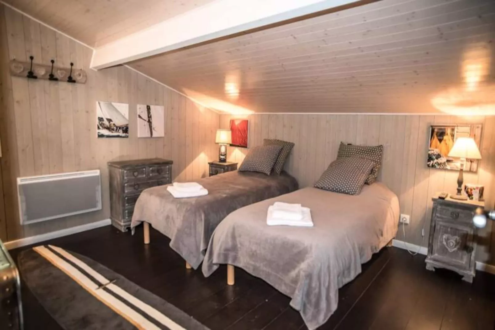 Magnifique Villa Climatis&eacute;e -10 Personnes Avec Piscine Et P&eacute;tanque - Pyla-Image-tags.