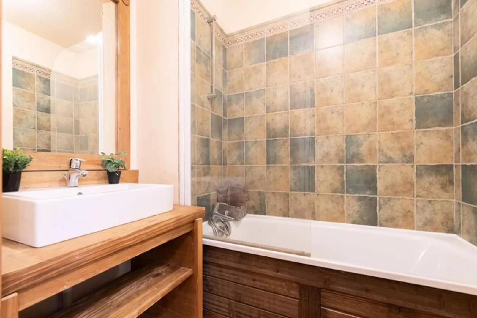 Résidence Cami Real-Badkamer