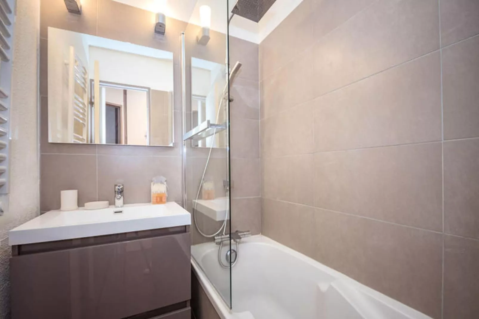 Résidence Chamois Blanc-Badkamer