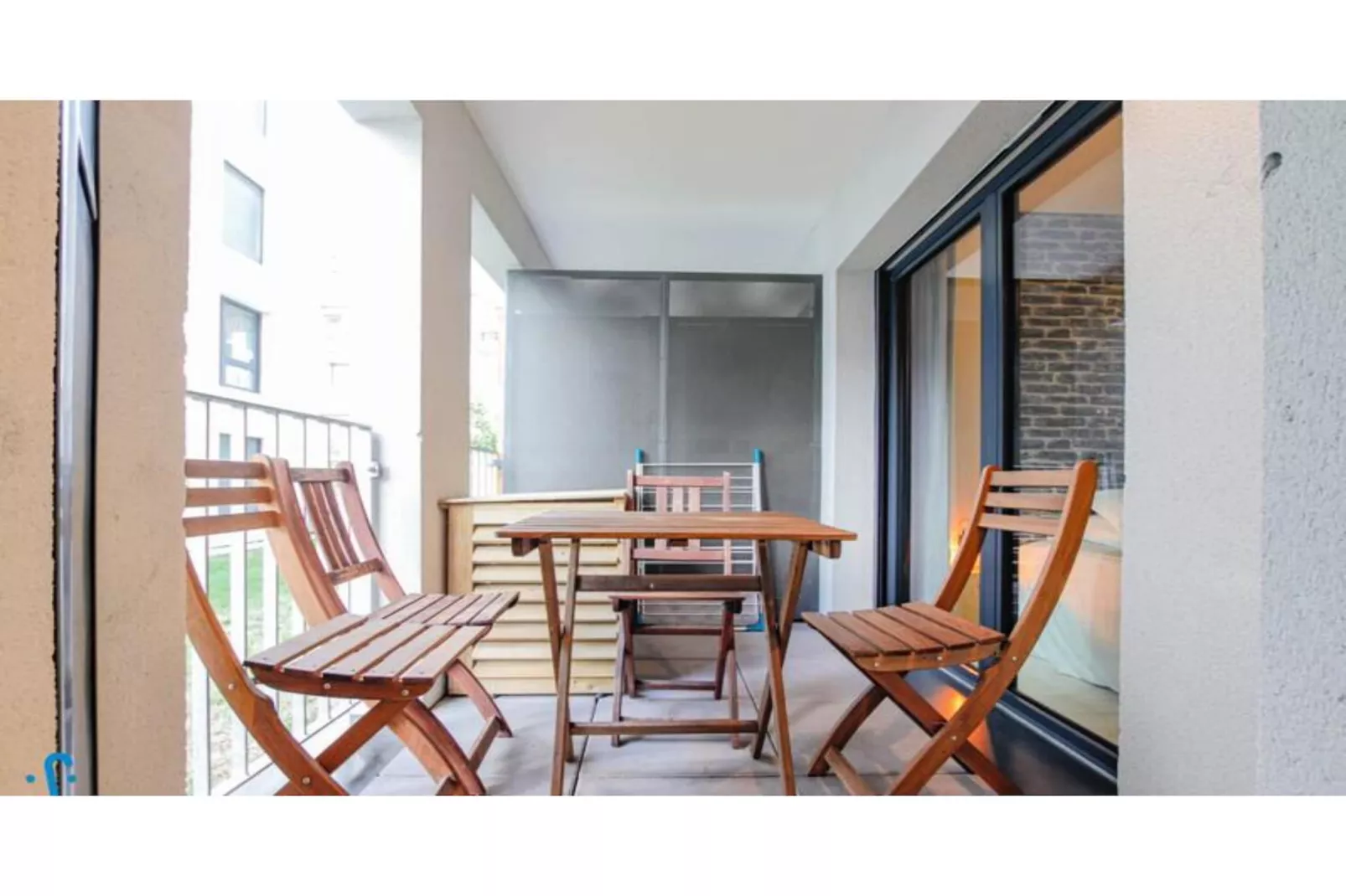 Appartement Charmant Et Moderne Pour 4 Avec Parking, Proche Cit&eacute; Du Vin-Terrasbalkon