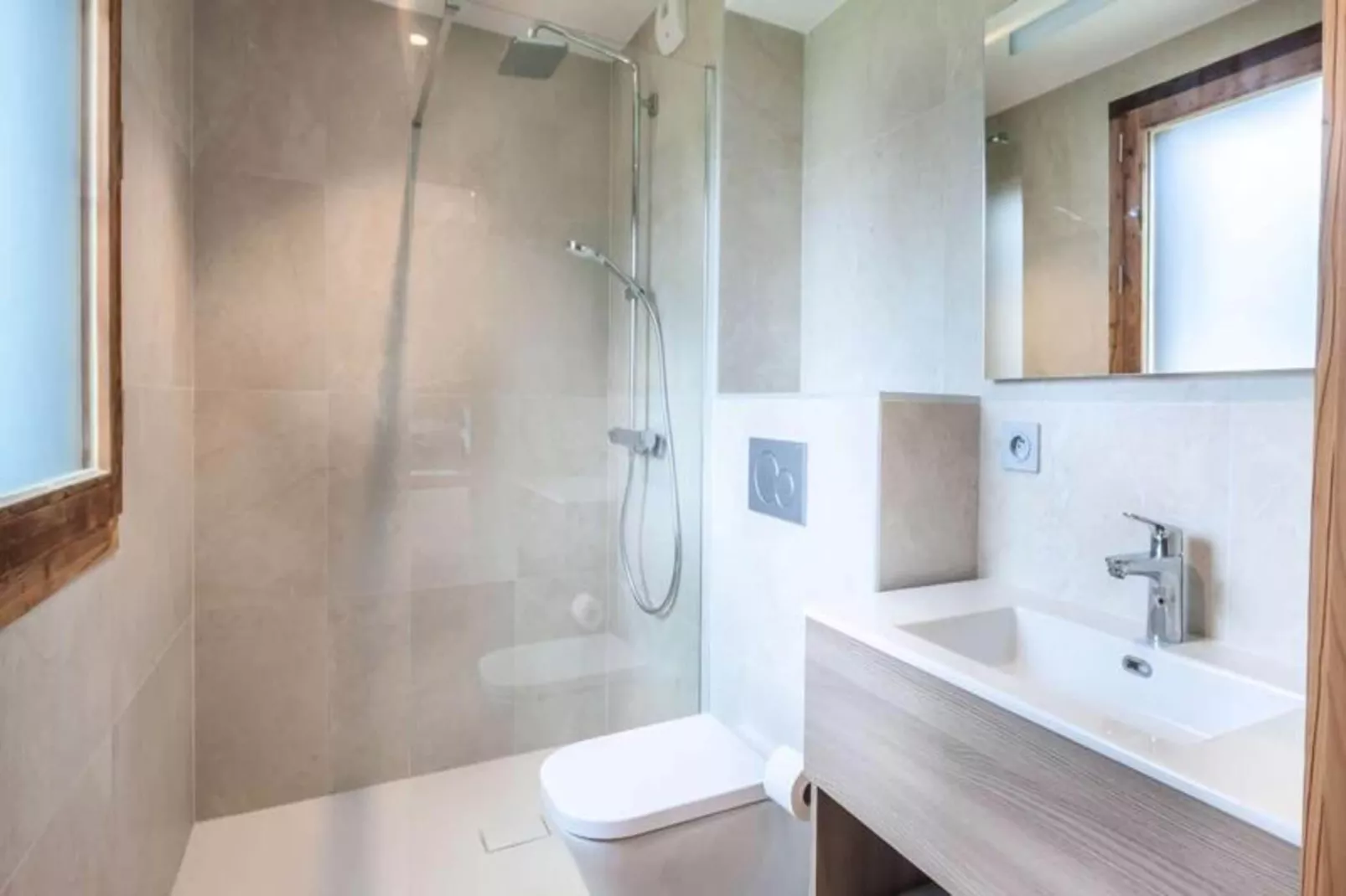 Résidence Echo Du Pleney - Buitenkant zomer