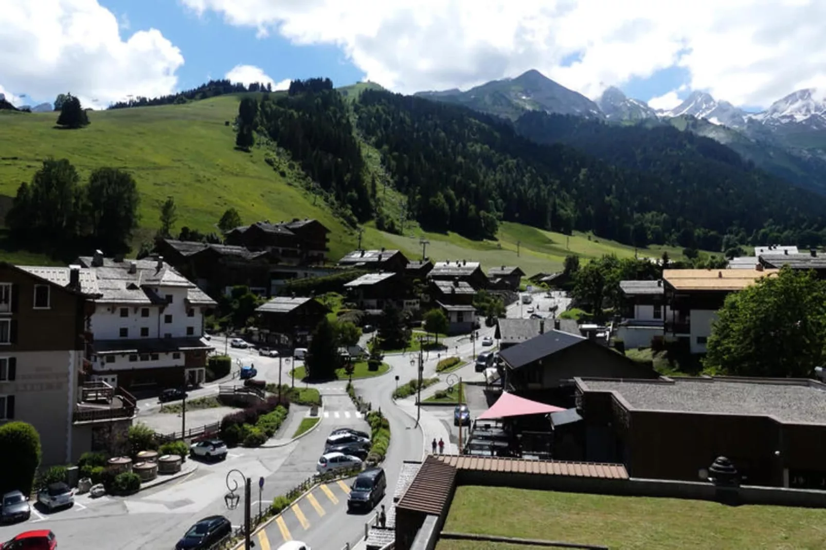 Appartements à La Clusaz-Buitenkant zomer