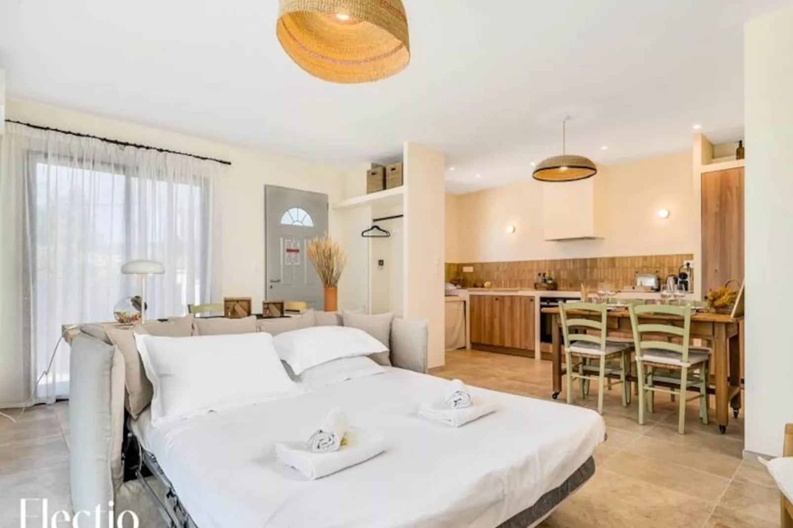 Villa Oliveda | Piscine & Salon Cin&eacute;ma-Image-tags.