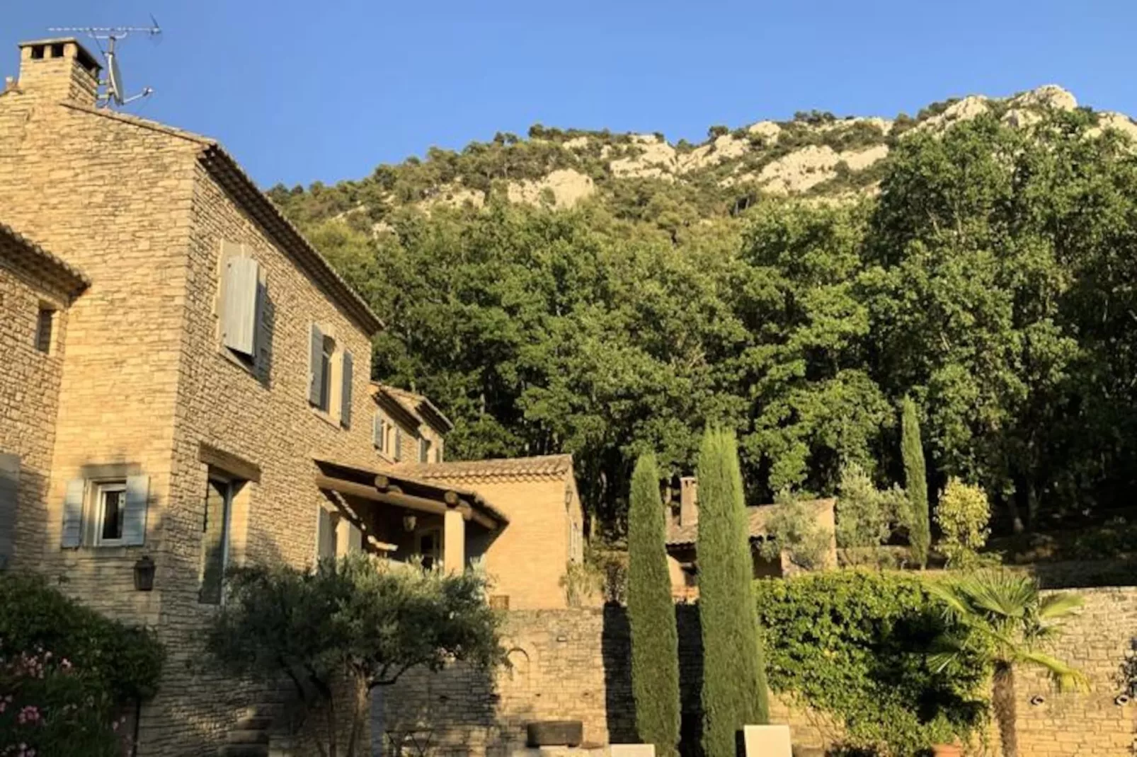 Propri&eacute;t&eacute; D'exception Au Coeur Du Luberon-Image-tags.