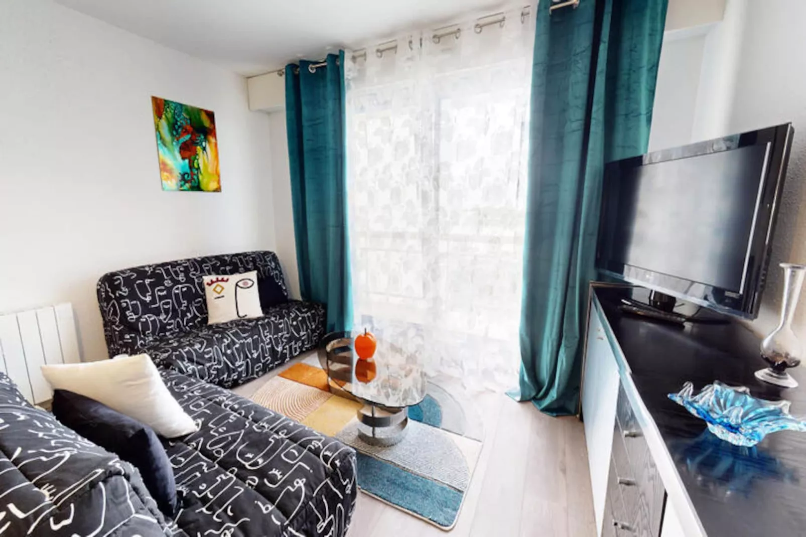 Appartements à Saint-Gilles-Croix-de-Vie-Image-tags.